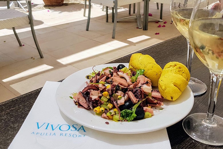 Ugento - Vivosa Apulia resort piatto di polpo