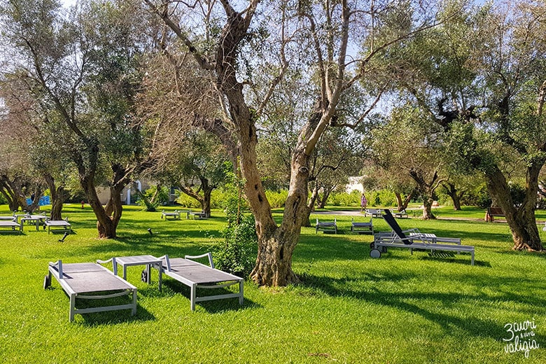 Ugento - Vivosa Apulia resort sdraio area verde
