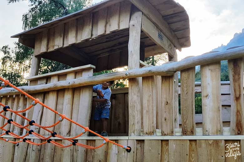 Svizzera - Walenstad, lago di Walen, giochi per bambini