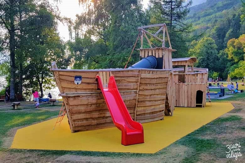 Svizzera - Walenstad, parco giochi lago di Walen