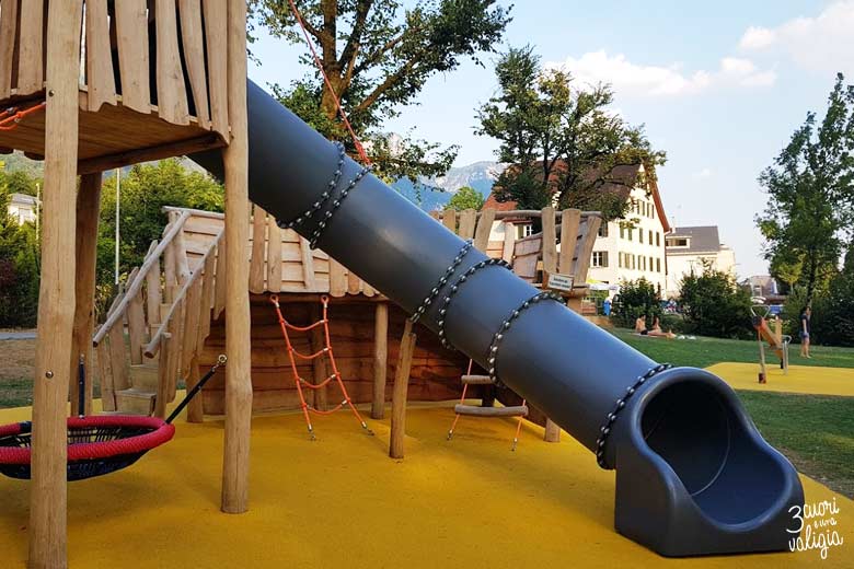 Svizzera - Walenstad, parco giochi lago di Walen